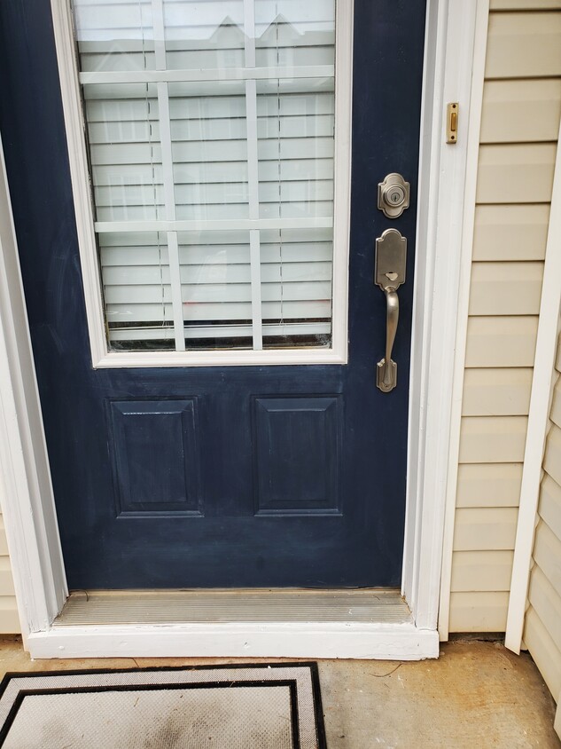 Primary Photo - 1203 Penhurst Way