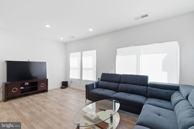 Foto del edificio - 2618 Grey Wolf Ln