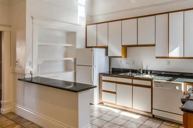 Photo - 412 Cortland Ave Townhome