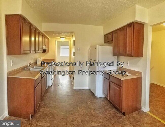 Building Photo - 4367 Ensbrook Ln