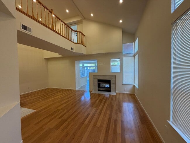 Building Photo - 356 Scotts Valley