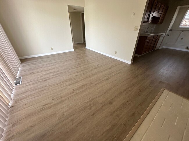 Building Photo - Single family house 3 bedroom 2 bath in Cupertino