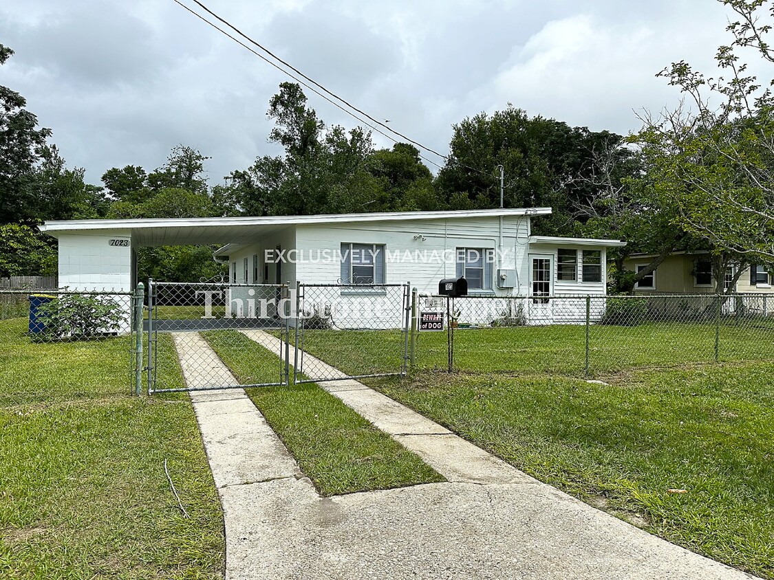 7023 King Arthur Rd N, Jacksonville, FL 32211 House for Rent in