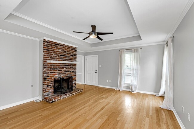 Building Photo - 3 Bedroom House located of Perkins Near Highland Rd. | Fenced Yard