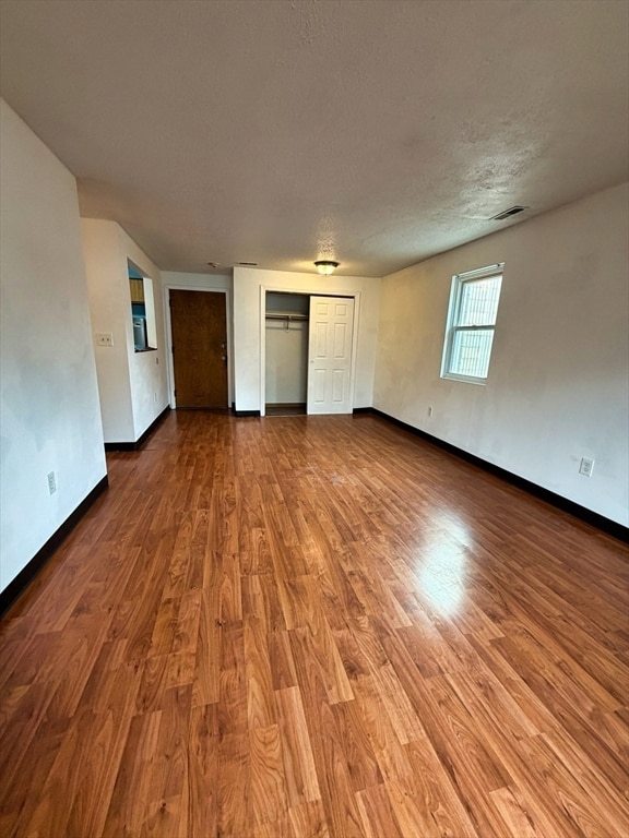 Building Photo - 75 Scotch Pond Pl