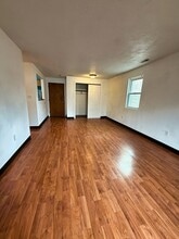 Building Photo - 75 Scotch Pond Pl