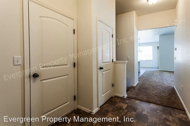 Foto del edificio - 3 br, 2 bath House - 1322 Murrlet St