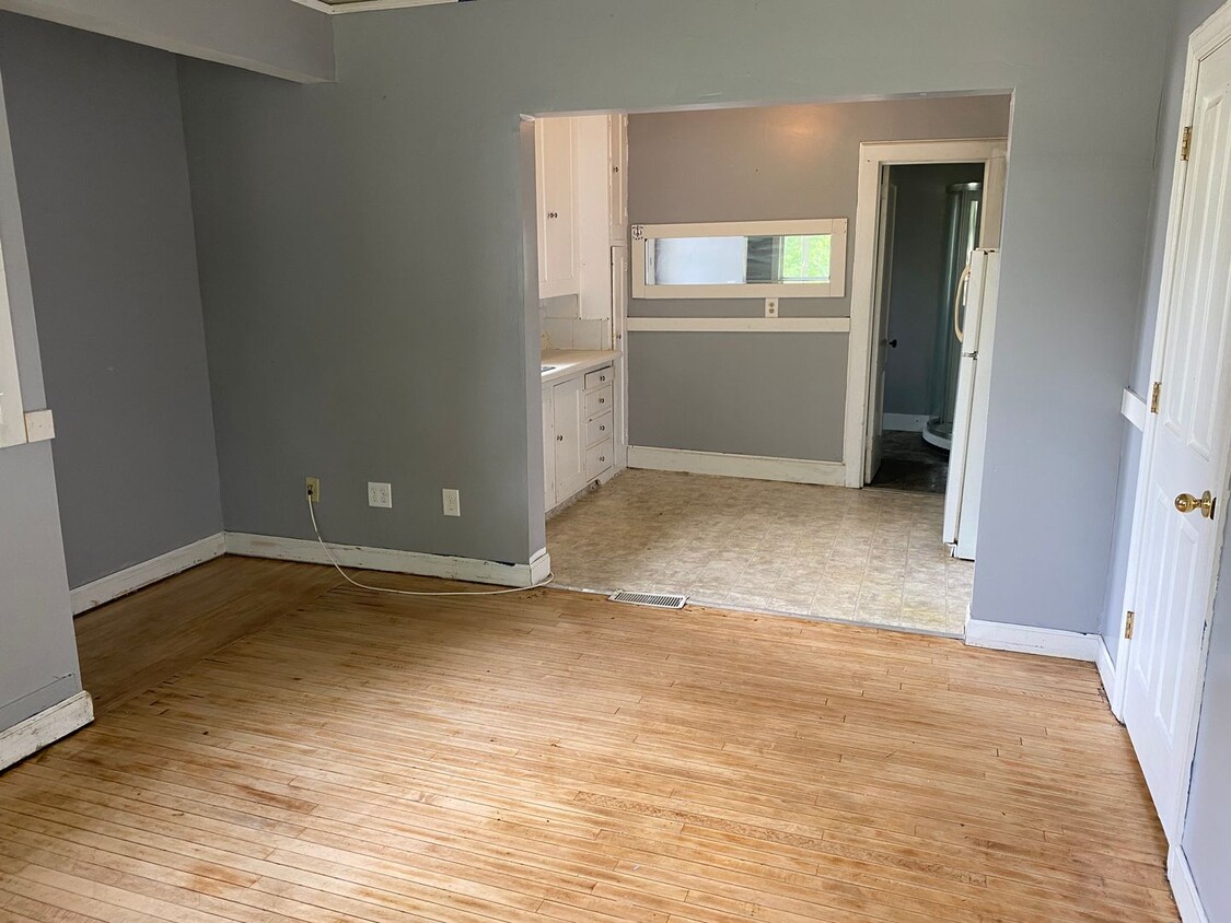 Primary Photo - 1716 Plover Street