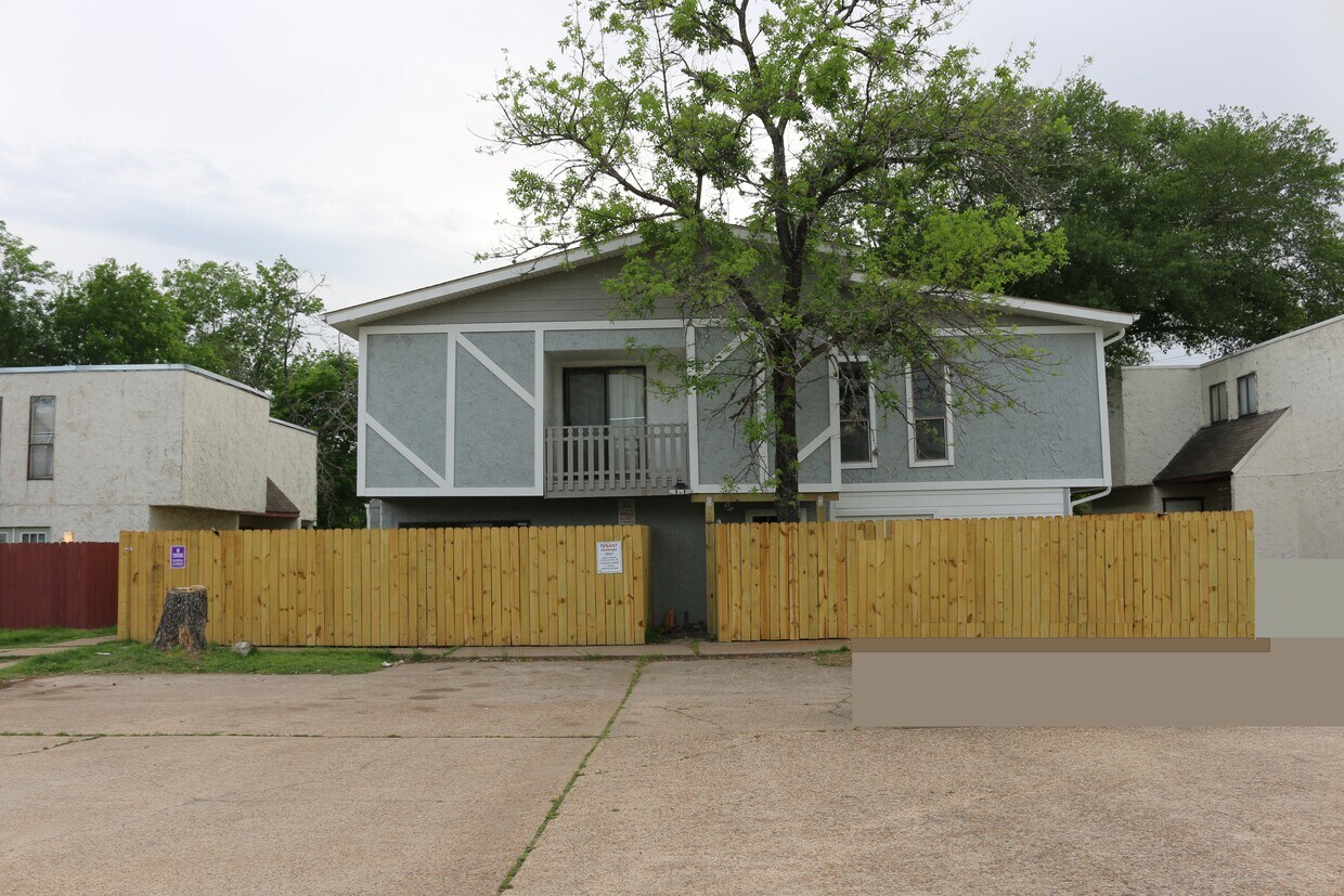 1802 Potomac Pl Unit B, College Station, TX 77840 Condo for Rent in