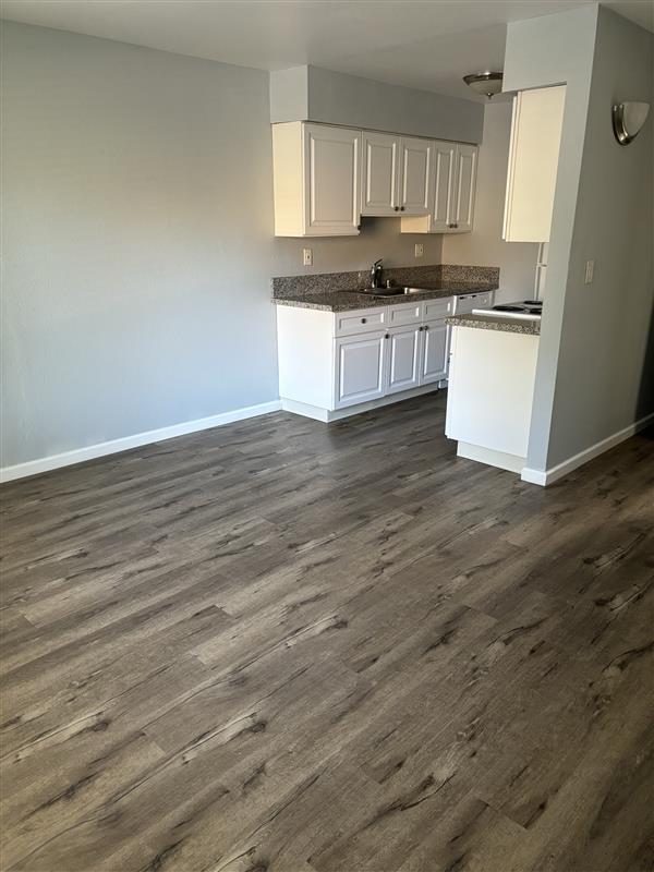 Primary Photo - Heatherwood Apartments