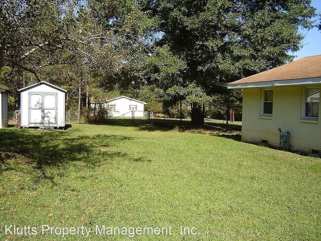 Building Photo - 3 br, 1 bath House - 230 I K Beatty Street