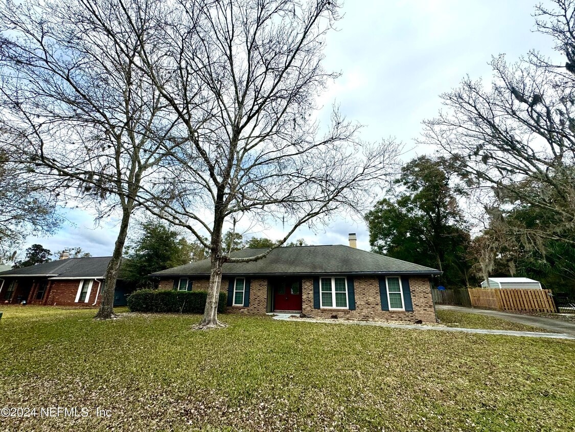 Primary Photo - 2366 Oak Hammock Ln