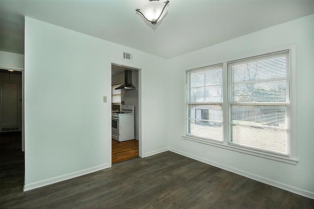 Foto del edificio - 1925 Hilltop Dr