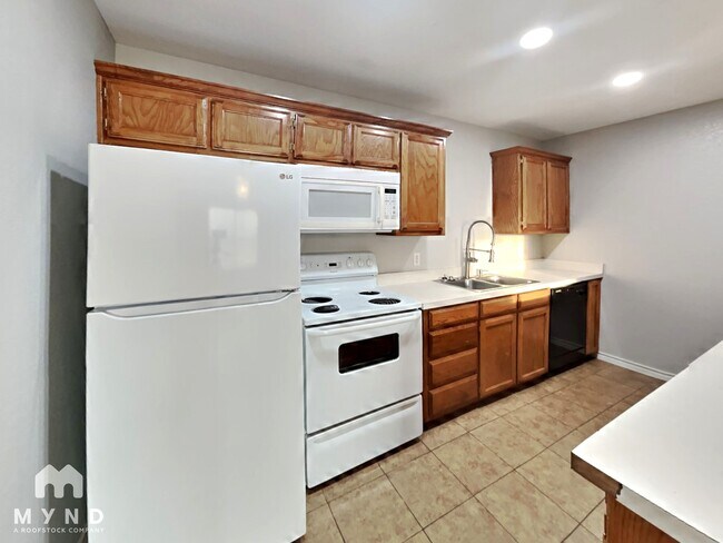 Building Photo - 4892 Masch Branch Rd