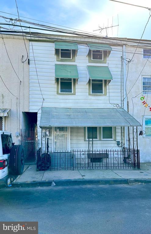 Building Photo - 4319 Elizabeth St