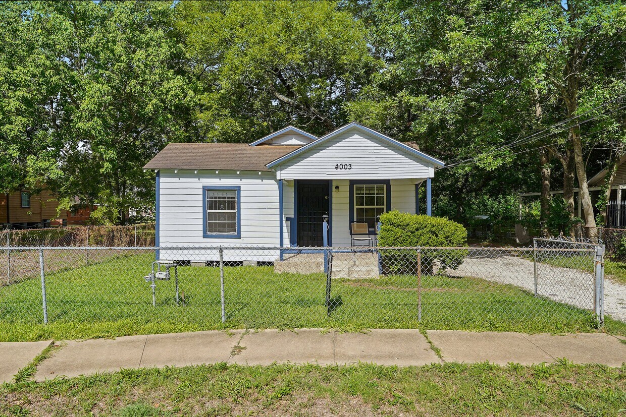 Primary Photo - 4003 Hoffman St