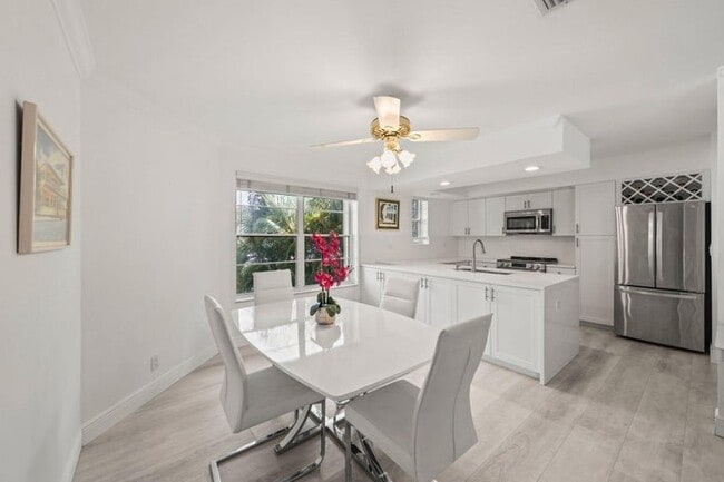 Photo - 664 Forsyth St (Boca Raton, FL) Apartment