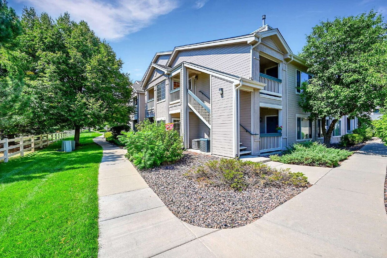 Foto principal - $2,050.00, 2-bed, 2 bath, located in Broom...
