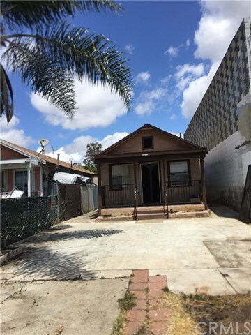 Foto principal - 4321 East Cesar E Chavez Avenue