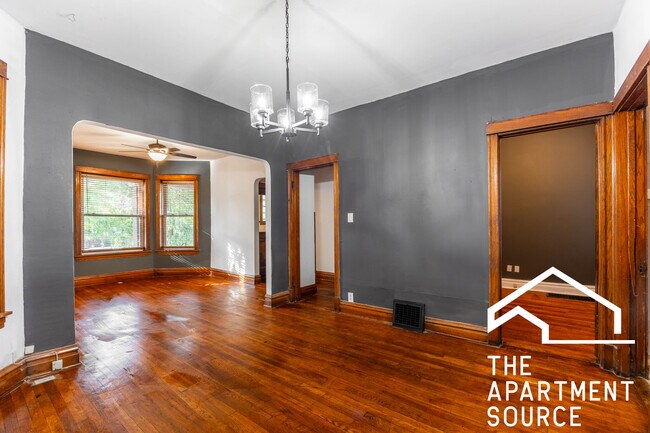 Foto del edificio - 3518 W Belden Ave