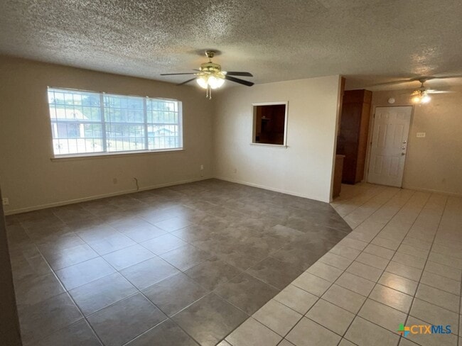 Building Photo - 1502 Linda Ln