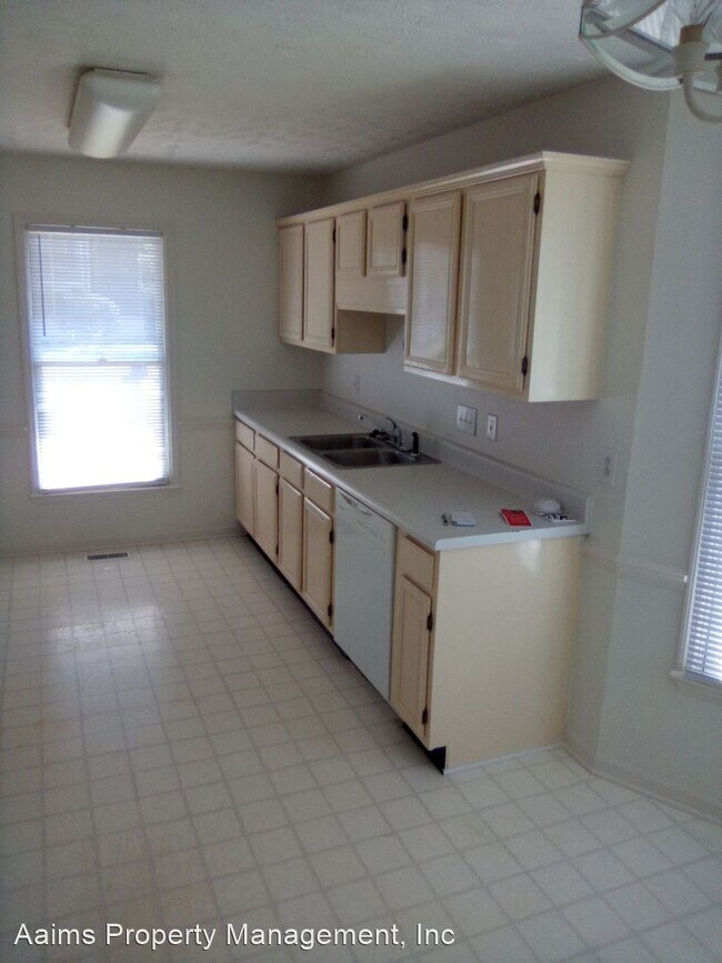 Foto del edificio - 3 br, 2 bath House - 218 Silver Oaks  Drive