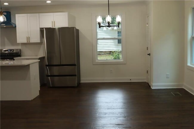 Building Photo - 785 Murphey St