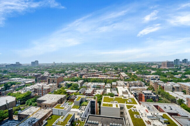 Foto del edificio - 2000 N Lincoln Park W