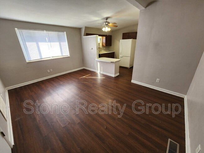 Foto del edificio - 3742 E Beulah Ave