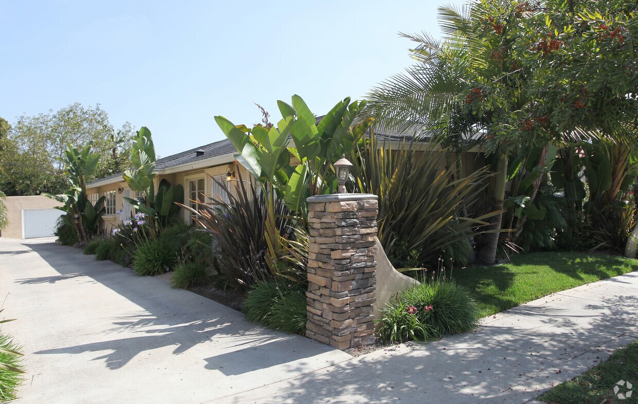 Foto principal - 3816 Adams Ave