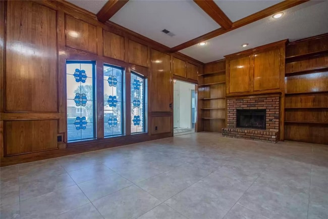 Building Photo - 4633 Centenary Dr