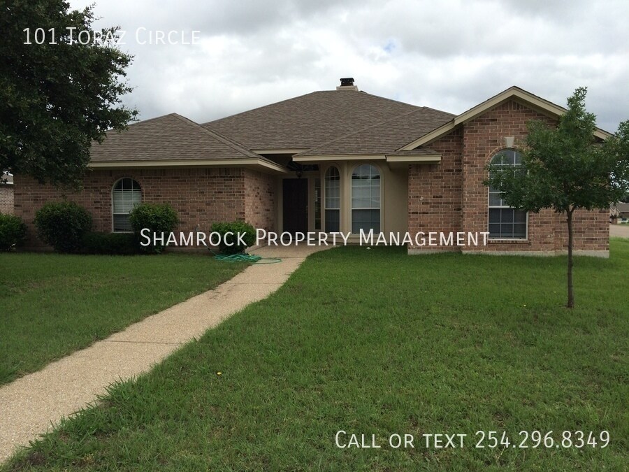 Primary Photo - Imperial Estates 3 Bedroom