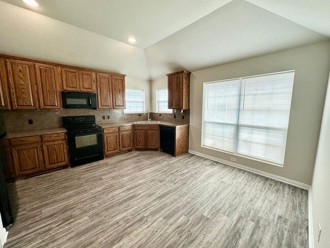 Foto del edificio - Charming home in Midway ISD.