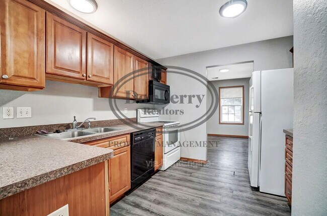 Foto del edificio - 1115 N Byrne Rd