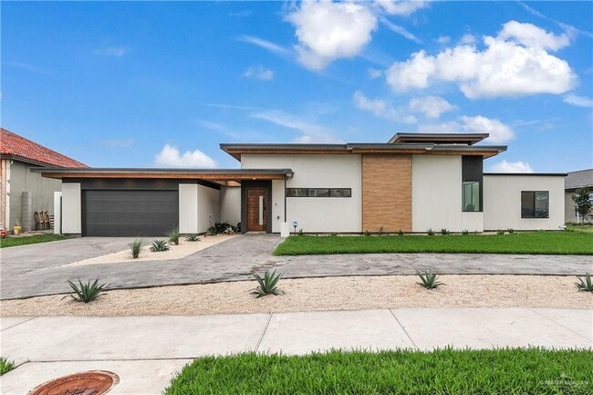 Building Photo - 4712 Estancia Pkwy
