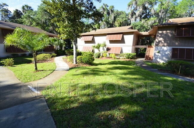 Foto del edificio - 180 Magnolia Woods Ct