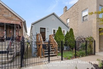 Building Photo - 3706 S Paulina St