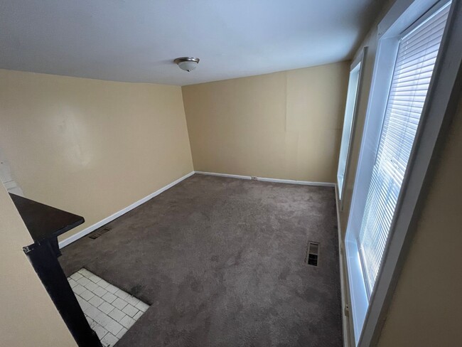 Foto del edificio - 3 Bedroom Near Downtown! Section 8 OK!