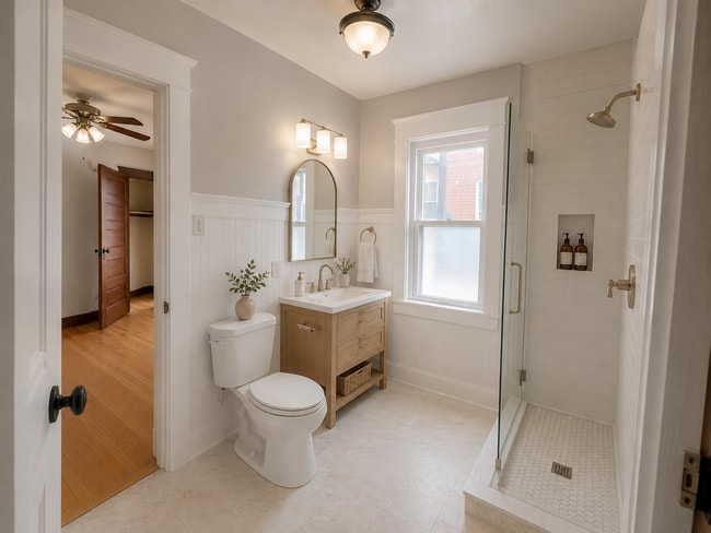 Bathroom - 2520 N Humboldt Blvd