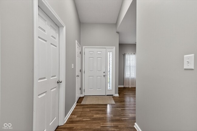 Foto del edificio - 6607 Laurelwood Dr