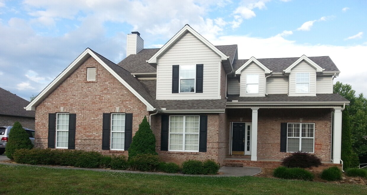 1125 Garrison Ridge Blvd, Knoxville, TN 37922 House Rental in Knoxville, TN