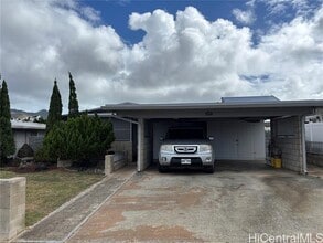 Building Photo - 569 Kaumakani St