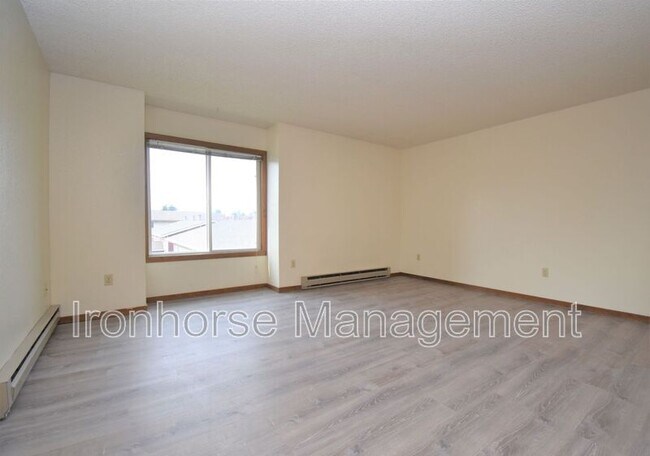 Foto del edificio - 119 S 15th Ave