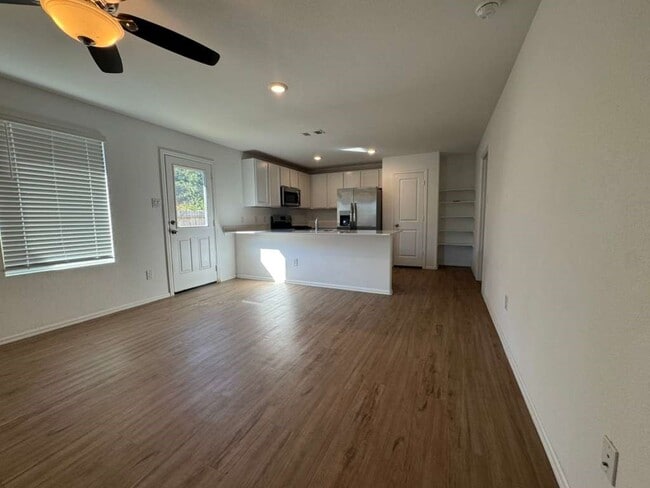 Foto del edificio - 22003 Birchwood River Trl