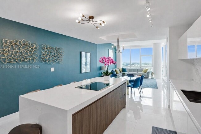 Photo - 851 NE 1st Ave House