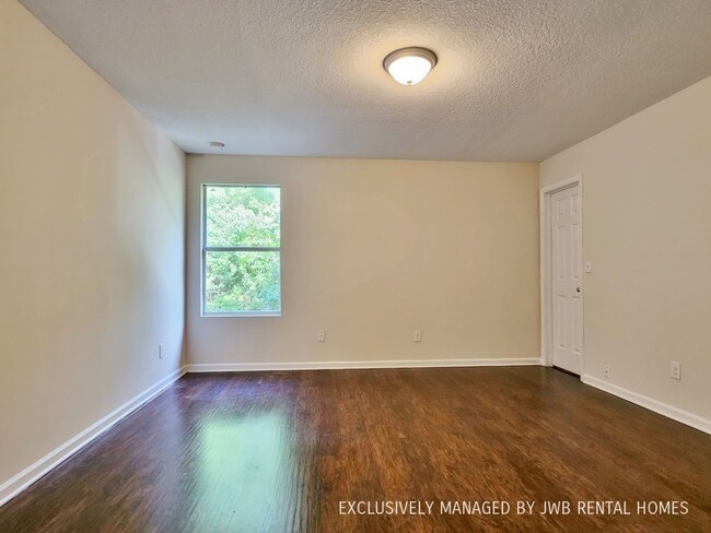 Foto del edificio - 7124 Timmerman Ln