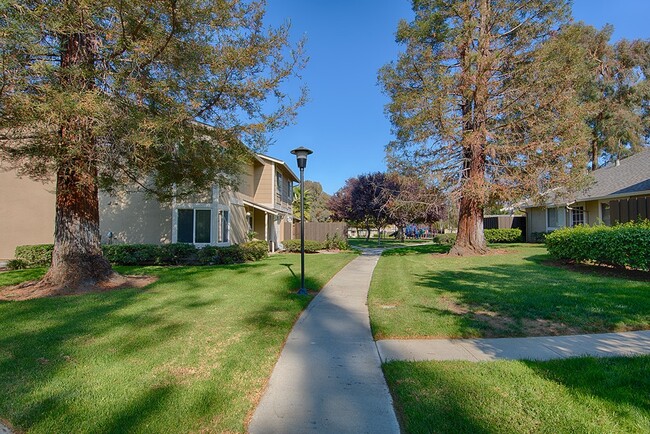 Foto del edificio - 2116 Galveston Avenue, Unit D