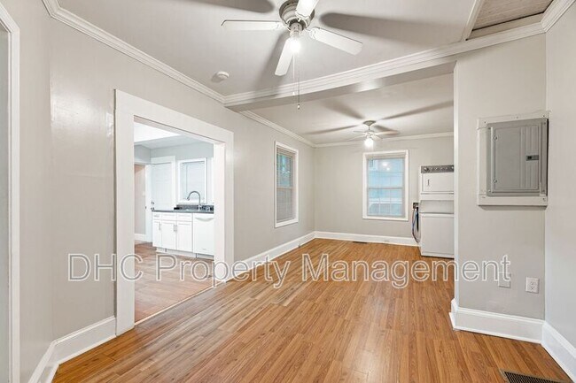 Foto del edificio - 1089 Harwell St NW