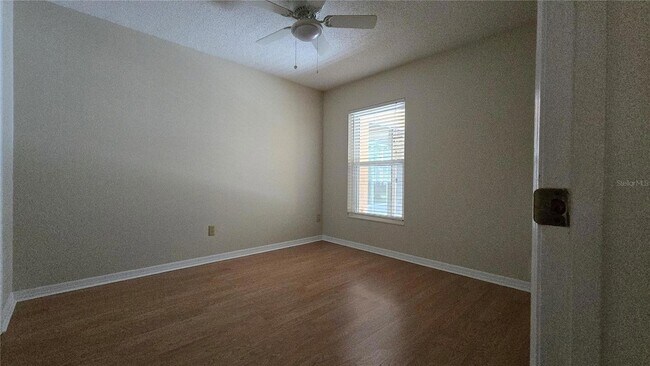 Foto del edificio - 1657 Tremont Ln