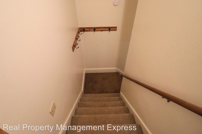 Foto del edificio - 614-616 S 1st Ave